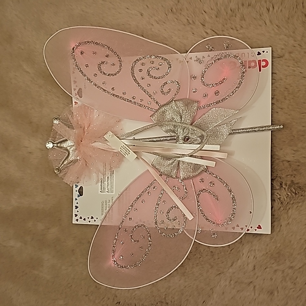 NWT Wings & Magic Wand Set
